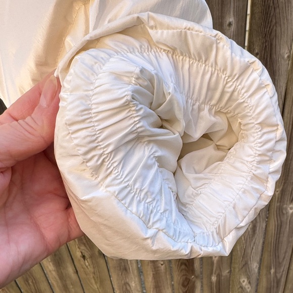 NWT Athleta XL Down Shine Women’s Winter Coat in Light Cream - Picture 11 of 12